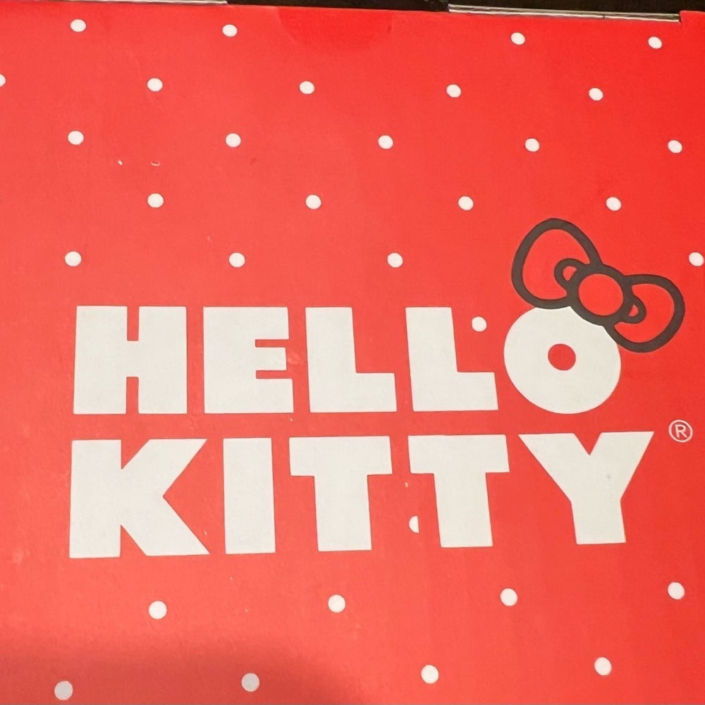 Hello Kitty Ceramic Reed Diffuser Lavender Scent - Picture 5 of 5
